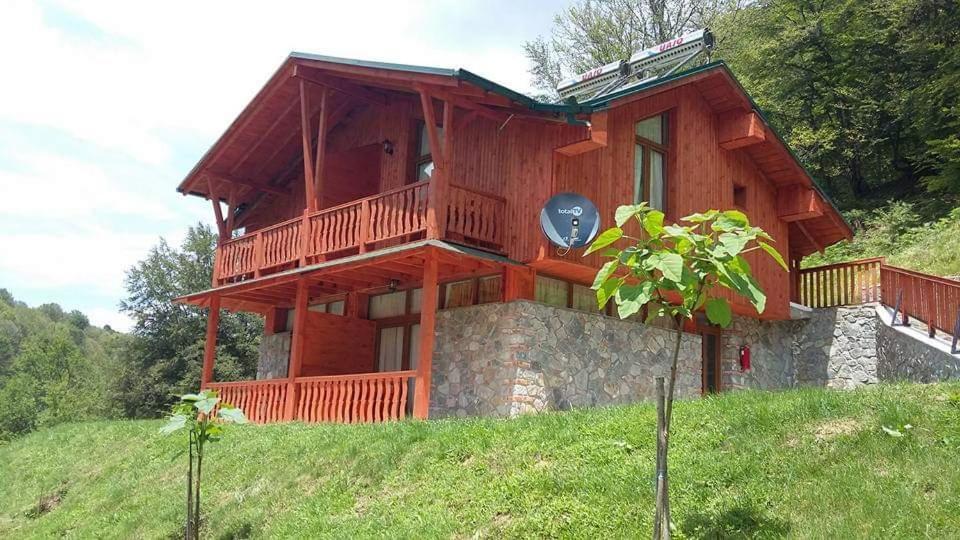 Turistichki Kompleks Bela Voda Hotel Dvoriste Exterior photo